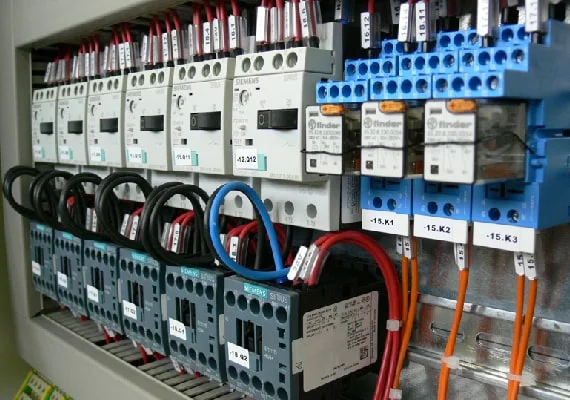 Impianto elettrico industriale a Milano